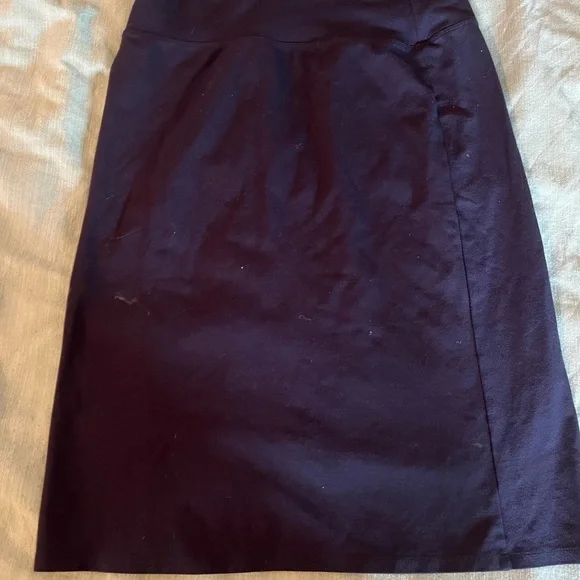 Chic Coral Women's Skirt - Picture 7 of 16